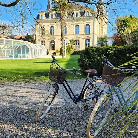 Hotel La Tour Perrier Eyrans