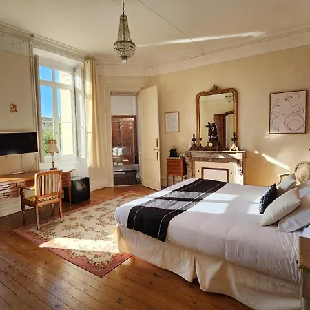 Chateau Pontet D'eyrans & 3* Eyrans-de Soudiac