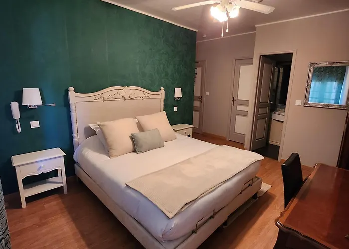 Chateau Pontet D'eyrans & 3*