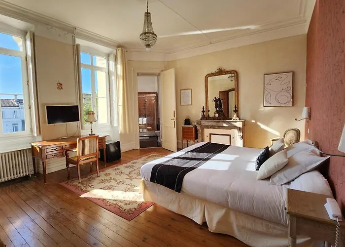 Chateau Pontet D'eyrans & 3* Eyrans-de Soudiac