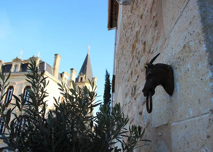 Chateau Pontet D'eyrans & Hotel Eyrans-de Soudiac