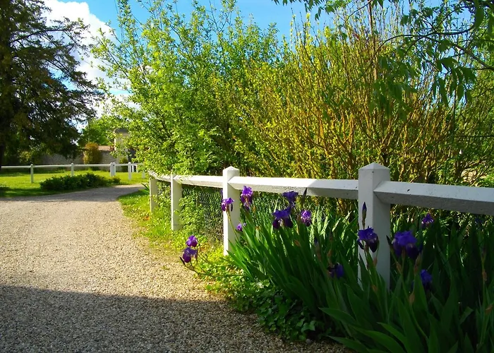 Chateau Pontet D'eyrans & Hotel Eyrans-de Soudiac